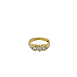 18K Yellow Gold Diamond Band