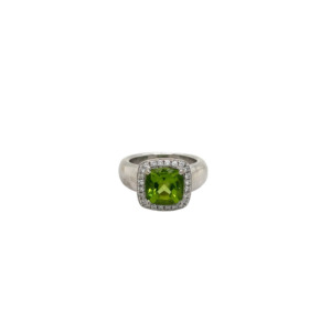 18K White Gold Peridot and Diamond Ring